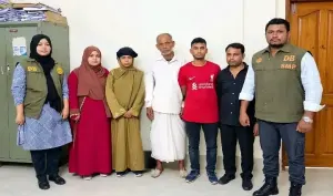 সিলেটে সবুজ বিপনী হোটেলে ডিবির অভিযান, নারী-পুরুষসহ গ্রেপ্তার ৫, হোটেল সিলগালা
