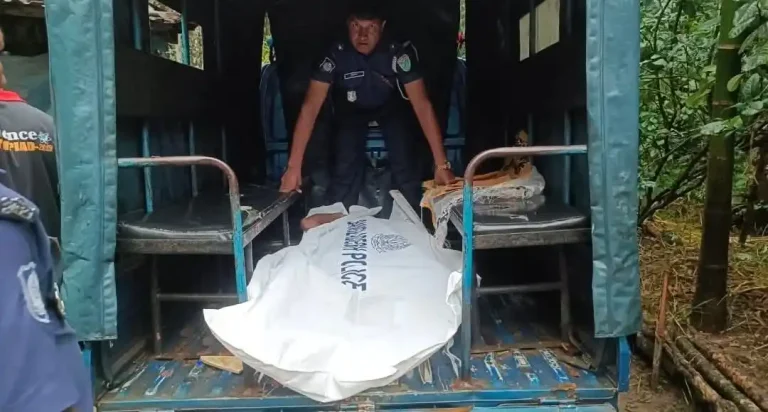 বড়লেখায় ডাকাতি করতে গিয়ে নিজেদের গুলিতেই ডাকাত নিহত