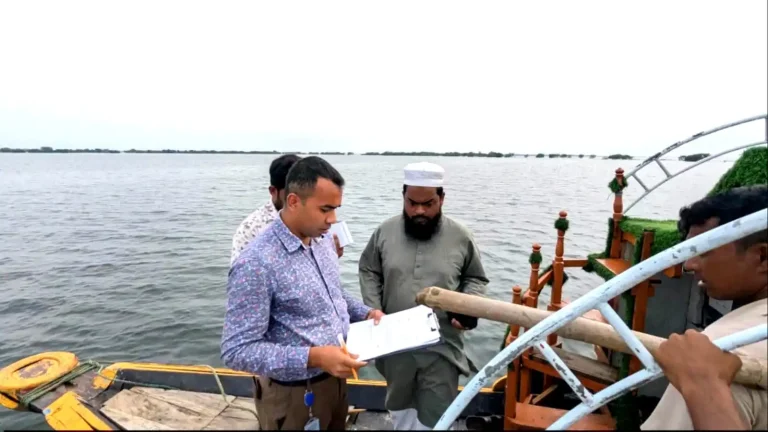 টাঙ্গুয়ার হাওর অবৈধভাবে অনুপ্রবেশের দায়ে ৬ হাউসবোটে কে জরিমানা