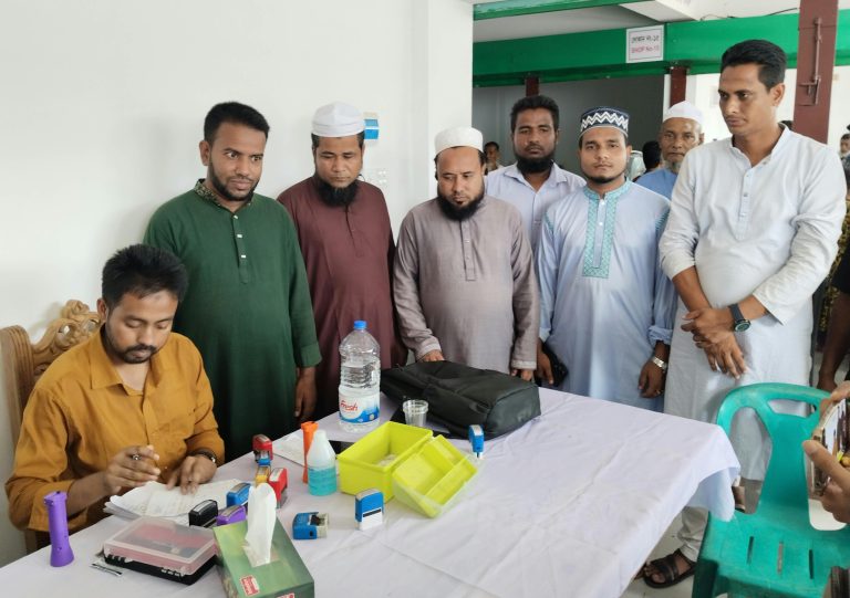 জকিগঞ্জে ফ্রি চক্ষু ক্যাম্পে ৫ শতাধিক রোগীর সেবা, ছানি অপারেশনের জন্য নির্বাচিত ১০৫ জন