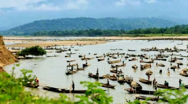 যাদুকাটার দুই বালুমহালে বালু উত্তোলনে নিষেধাজ্ঞা জেলা প্রশাসনের