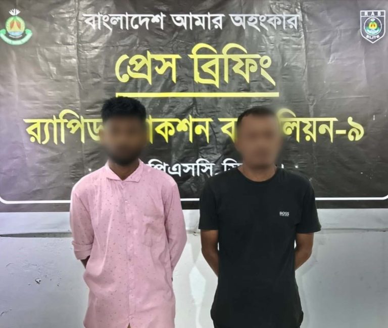 শাহপরাণে র‌্যাবের অভিযানে ৮৮২ বোতল বিদেশি মদ জব্দ, গ্রেপ্তার ২