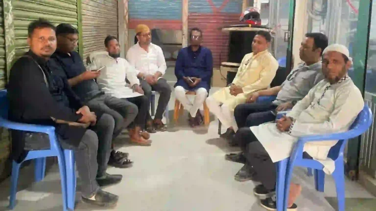 বড়লেখায় তারুণ্য নাট্য গোষ্ঠীর মতবিনিময় সভা অনুষ্ঠিত