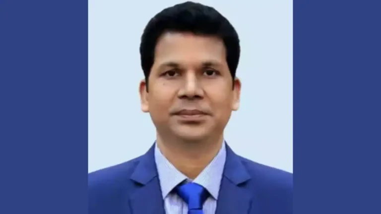 বিমানবন্দর থেকে ফিরে গেলেন নতুন ডিসি, সিলেটে যোগদান আটকে আছে কোথায়?  ‎
