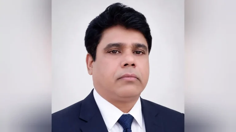 পচন যখন গোড়ায়: একটি ডিম হাতিয়ে নেওয়া ও আমাদের সামষ্টিক নৈতিক দেউলিয়াত্ব