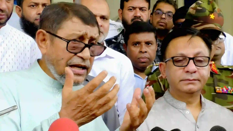 ওসমানী মেডিকেলের সেবা নিয়ে স্বাস্থ্যমন্ত্রী, ‘আই অ্যাম রিয়েলি হ্যাপি’